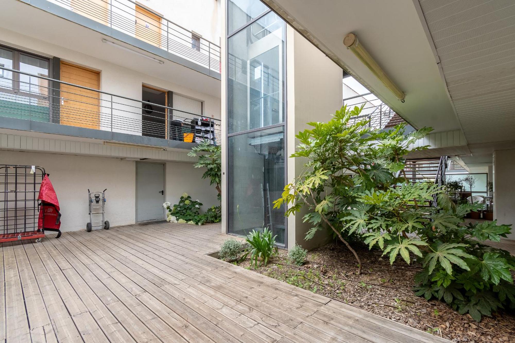 Апарт отель Le Petit Patio Fleuri Эгюий Экстерьер фото